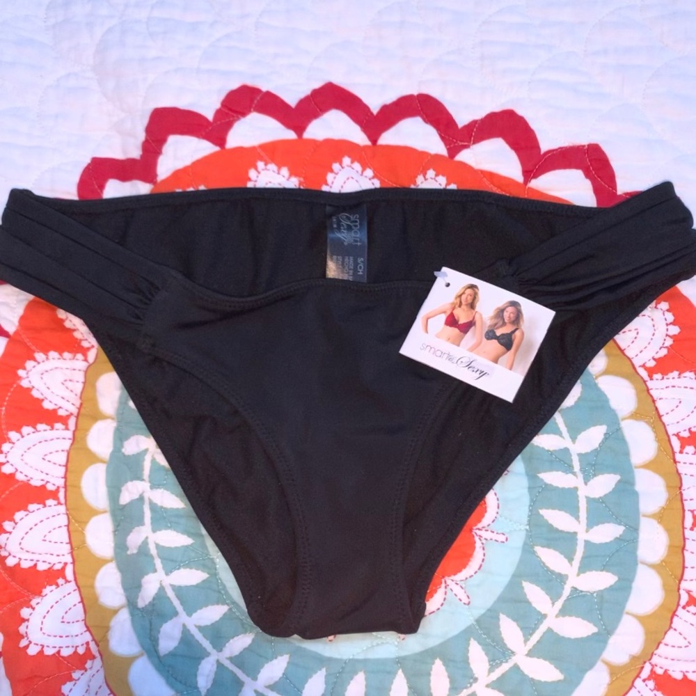 BLACK BIKINI BOTTOMS || NEVER WORN